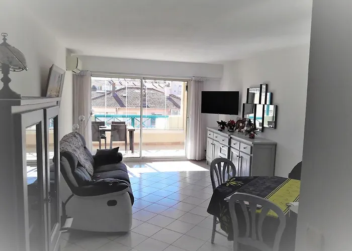 Superbe Апартаменты *